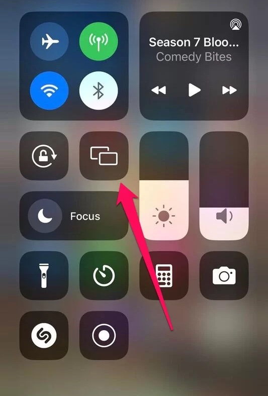 You’ll find the Screen Mirroring option in the Control Center